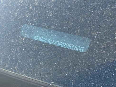 Used 2024 Honda Odyssey Sport image 3