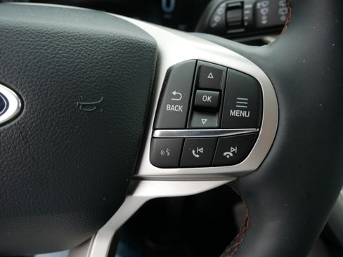 Used 2026 Ford Explorer Active w/ Active Comfort Package AWD/4WD image 29