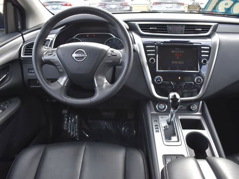 Used 2024 Nissan Murano SV w/ SV Midnight Edition Package image 20
