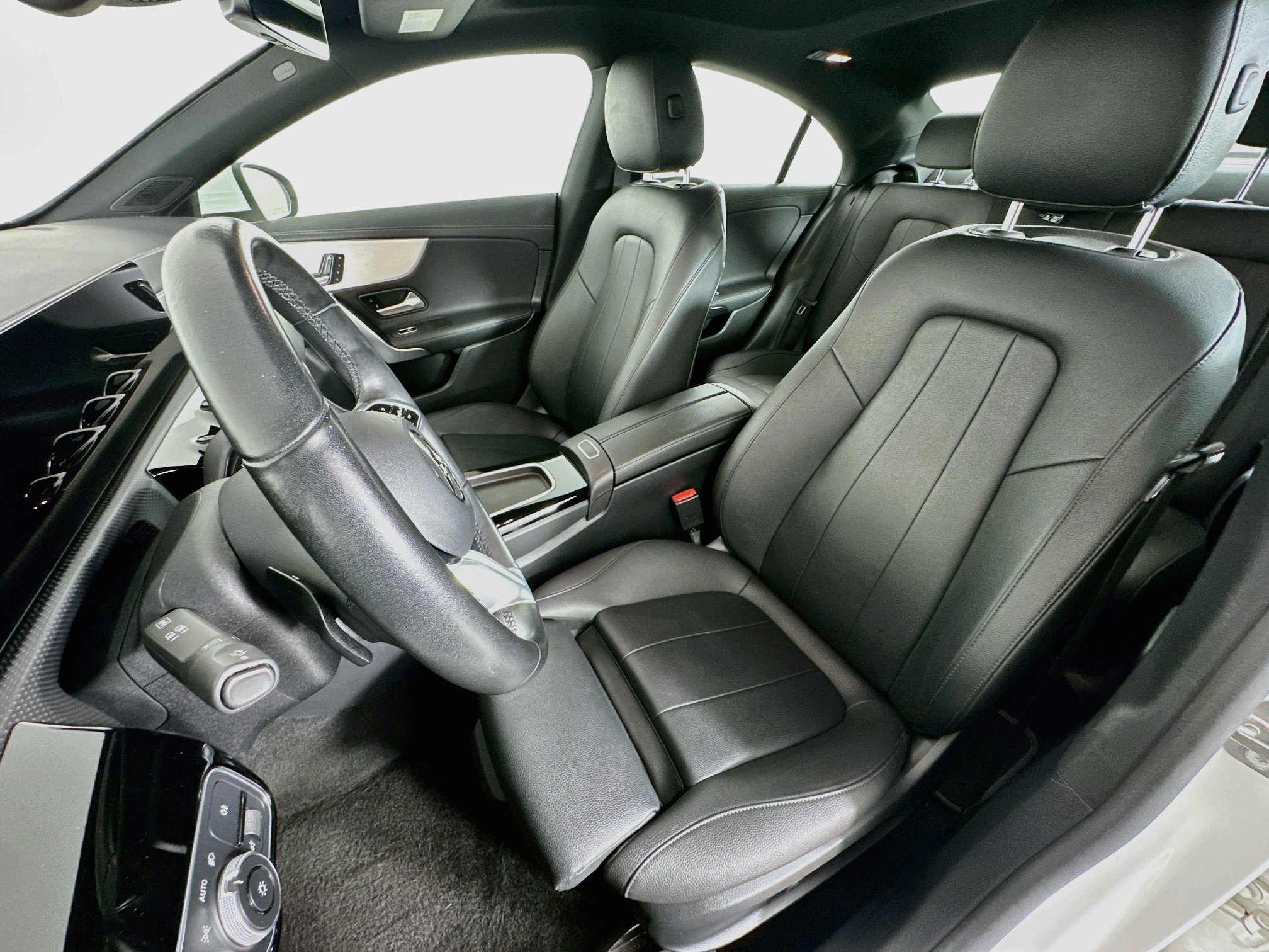 Used 2025 Mercedes-Benz CLA 250 image 13