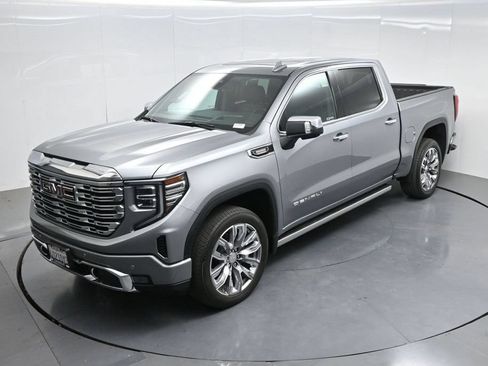Used 2024 GMC Sierra 1500 Denali w/ Denali Reserve Package RWD image 39