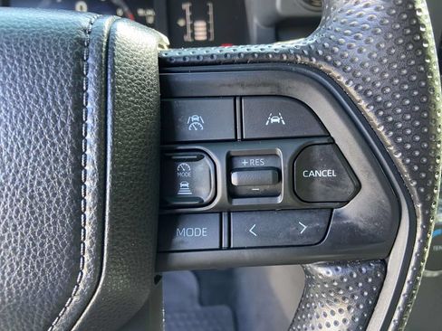 Used 2024 Toyota Tacoma SR5 AWD/4WD image 32