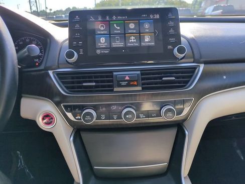 Used 2019 Honda Accord Touring image 20
