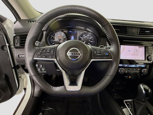 Used 2020 Nissan Rogue SL w/ Premium Package AWD/4WD image 13