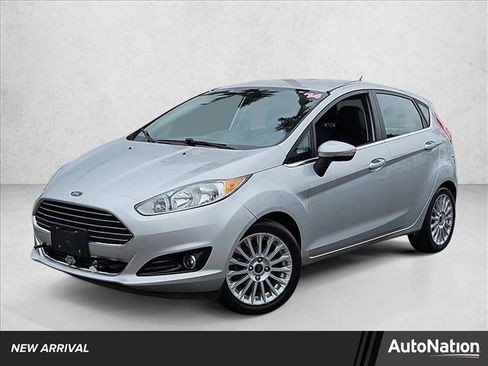 Used 2014 Ford Fiesta Titanium image 1