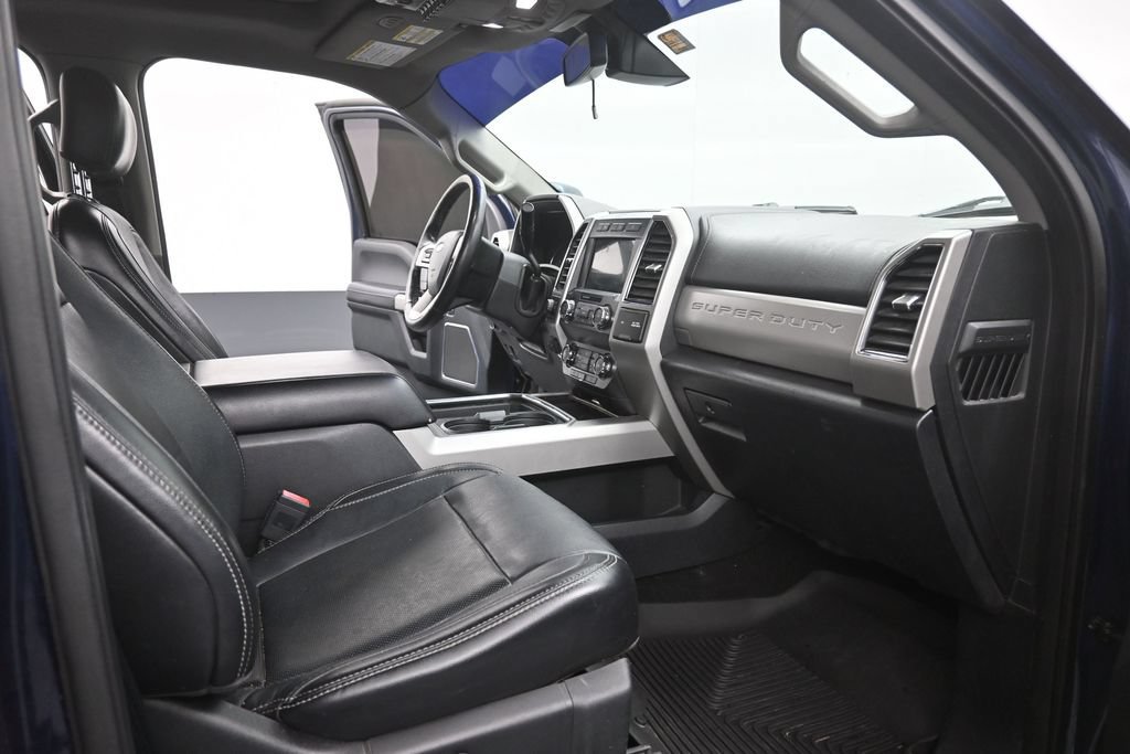 Used 2019 Ford F250 Lariat w/ Lariat Ultimate Package AWD/4WD image 16
