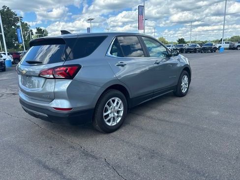 Used 2024 Chevrolet Equinox LT AWD/4WD image 5