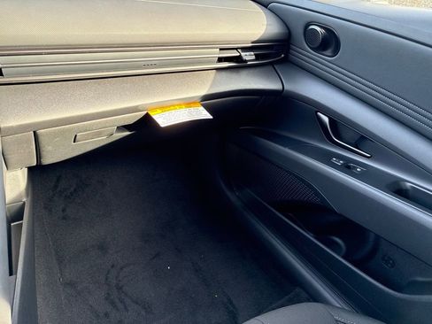 New 2026 Hyundai Elantra SEL Sport image 35