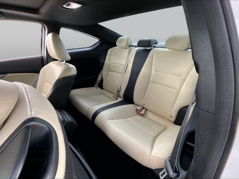 Used 2016 Honda Accord Touring image 21