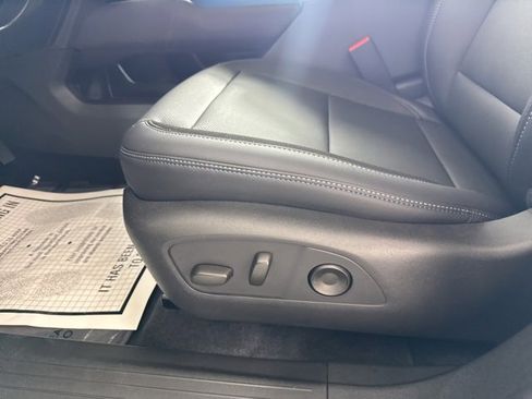 New 2026 Chevrolet Equinox EV LT image 19