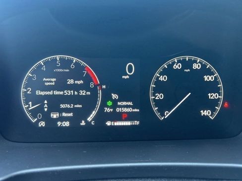Used 2024 Honda Ridgeline Sport image 11