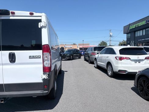 Used 2023 RAM ProMaster 2500 FWD image 14