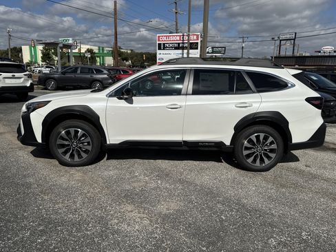 New 2025 Subaru Outback Limited image 6
