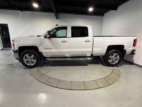 Used 2016 Chevrolet Silverado 2500 LT w/ LT Convenience Package image 13
