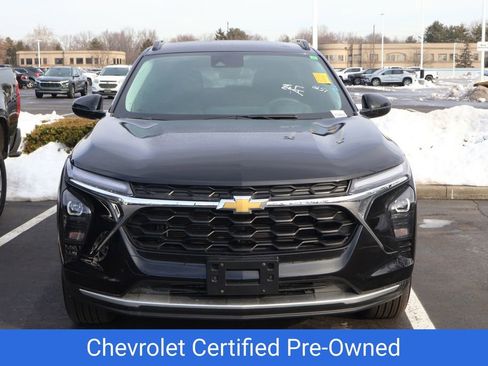 Certified 2024 Chevrolet Trax LT image 2