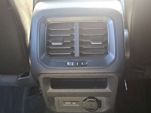 Used 2022 Volkswagen Tiguan SEL R-Line image 14