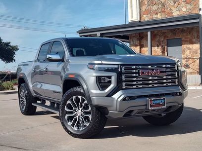 Used 2025 GMC Canyon Denali