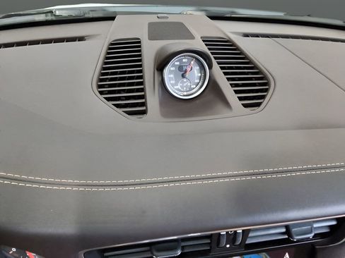 Used 2017 Porsche 911 Carrera S RWD image 30