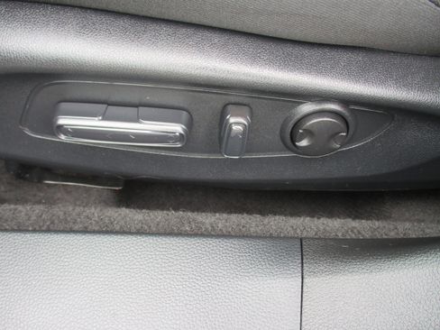 Certified 2023 Honda Accord EX image 16