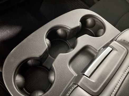 New 2026 RAM 2500 Big Horn AWD/4WD image 15