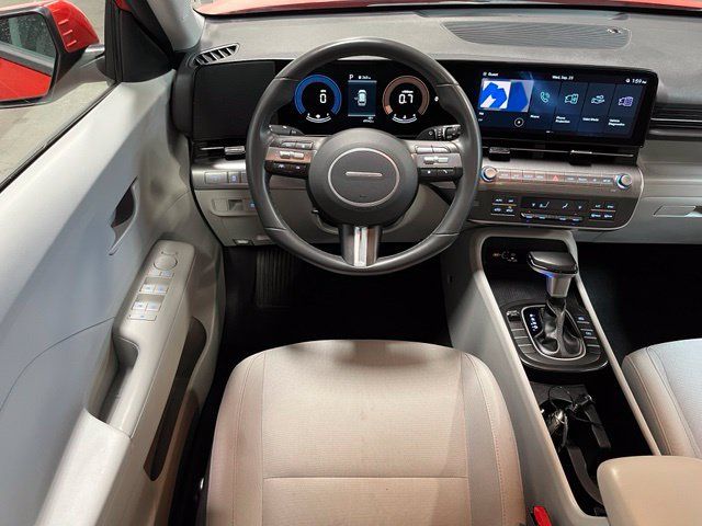 Used 2024 Hyundai Kona SEL FWD image 18