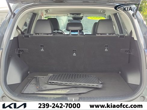Used 2022 Kia Seltos S AWD/4WD image 9