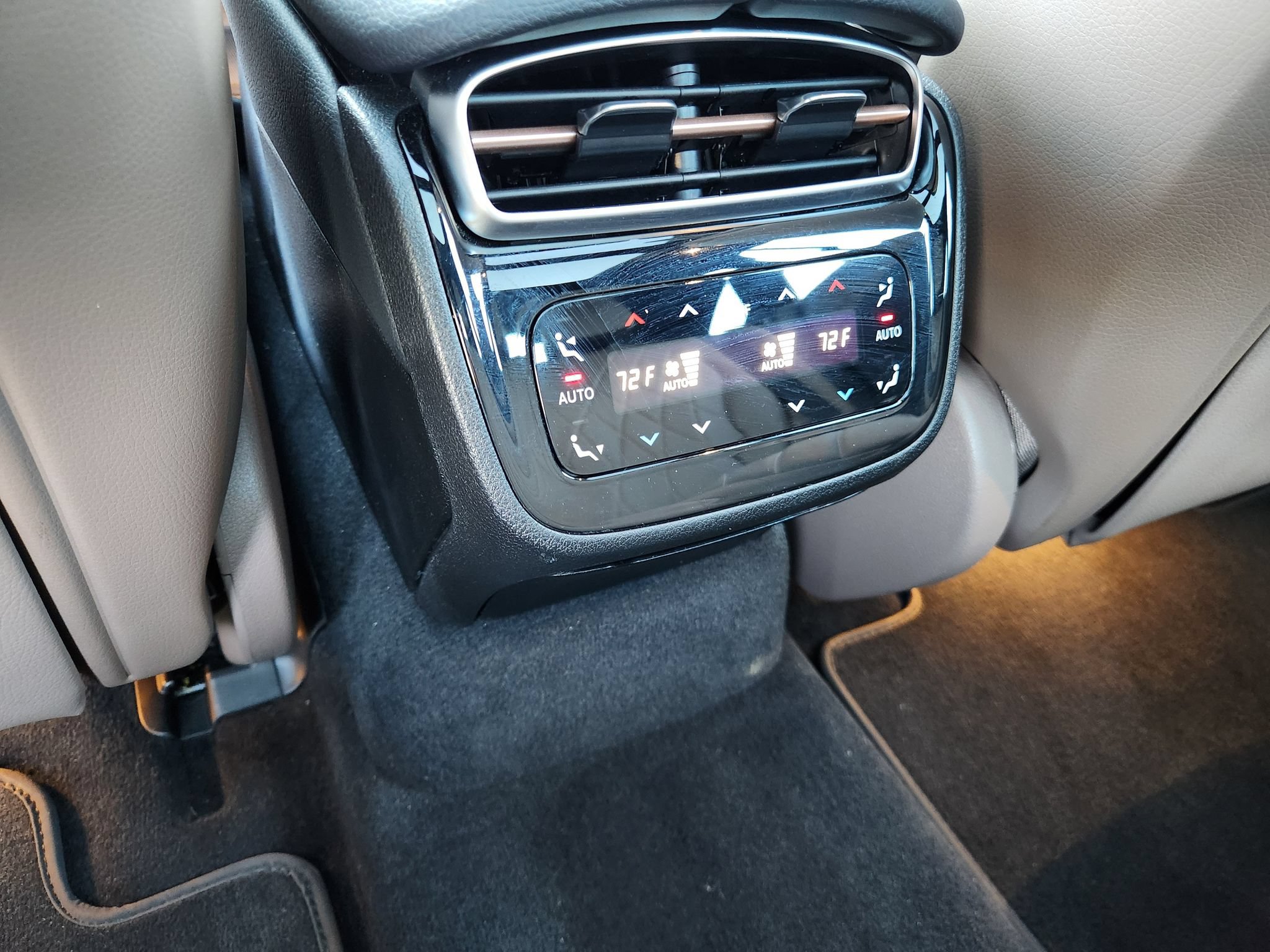 Certified 2023 Mercedes-Benz EQE 500 4MATIC Sedan image 12