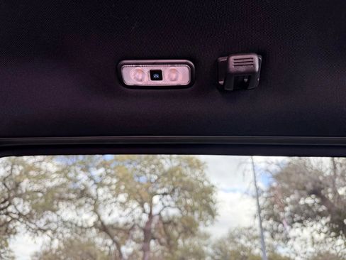 Used 2019 Ford F150 Platinum w/ Equipment Group 701A Luxury image 22