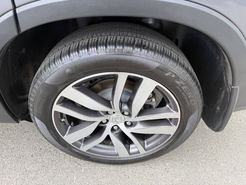 Used 2016 Honda Pilot Touring image 7
