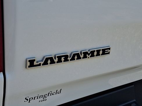 Used 2021 RAM 1500 Laramie AWD/4WD image 32
