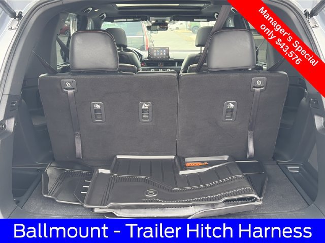 Used 2025 Honda Pilot TrailSport image 8