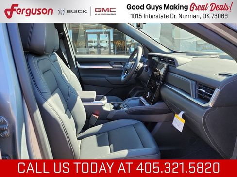 New 2026 GMC Terrain Elevation w/ Elevation Premium Package AWD/4WD image 39