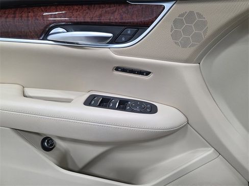 Used 2019 Cadillac XT5 Premium Luxury image 27