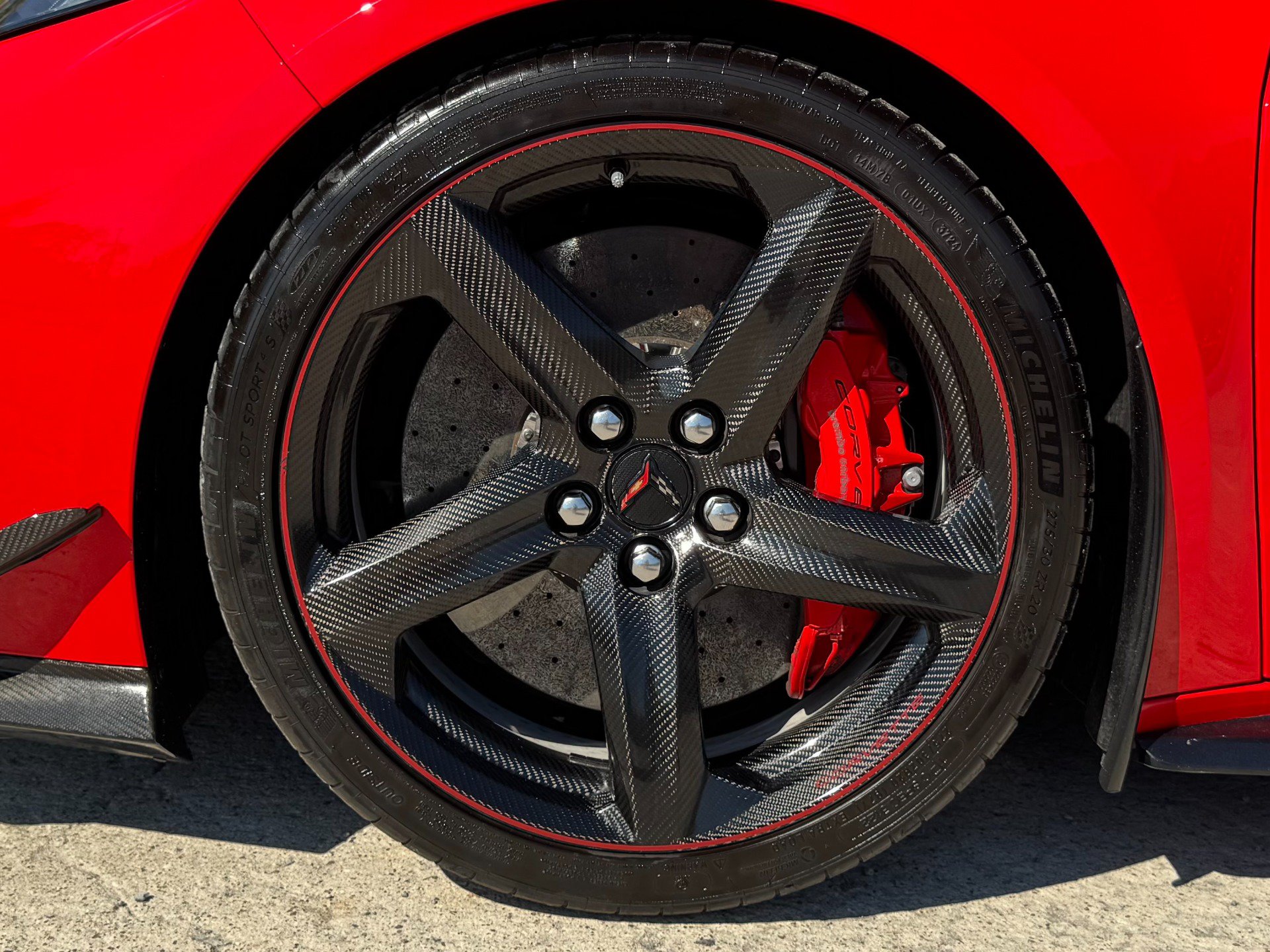 Used 2024 Chevrolet Corvette Z06 w/ Z07 Performance Package RWD image 70