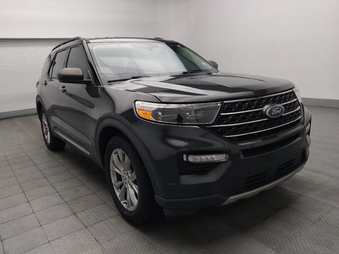 Used 2022 Ford Explorer XLT w/ Equipment Group 202A RWD image 13