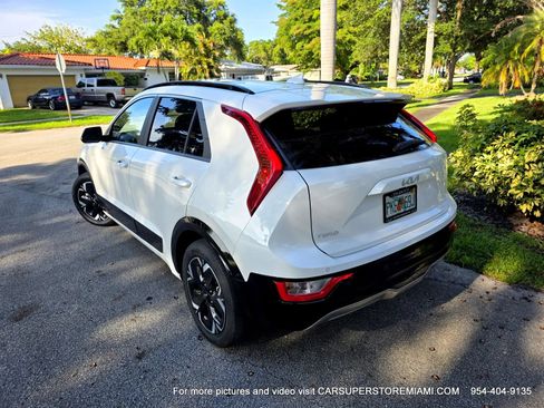 Used 2024 Kia Niro Wind FWD image 7