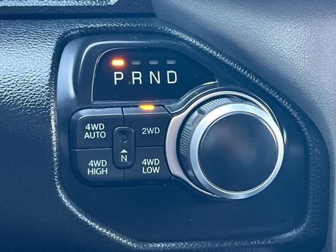 Used 2020 RAM 1500 Big Horn AWD/4WD image 26