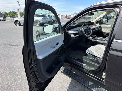 Certified 2025 Lincoln Navigator L Black Label AWD/4WD image 14