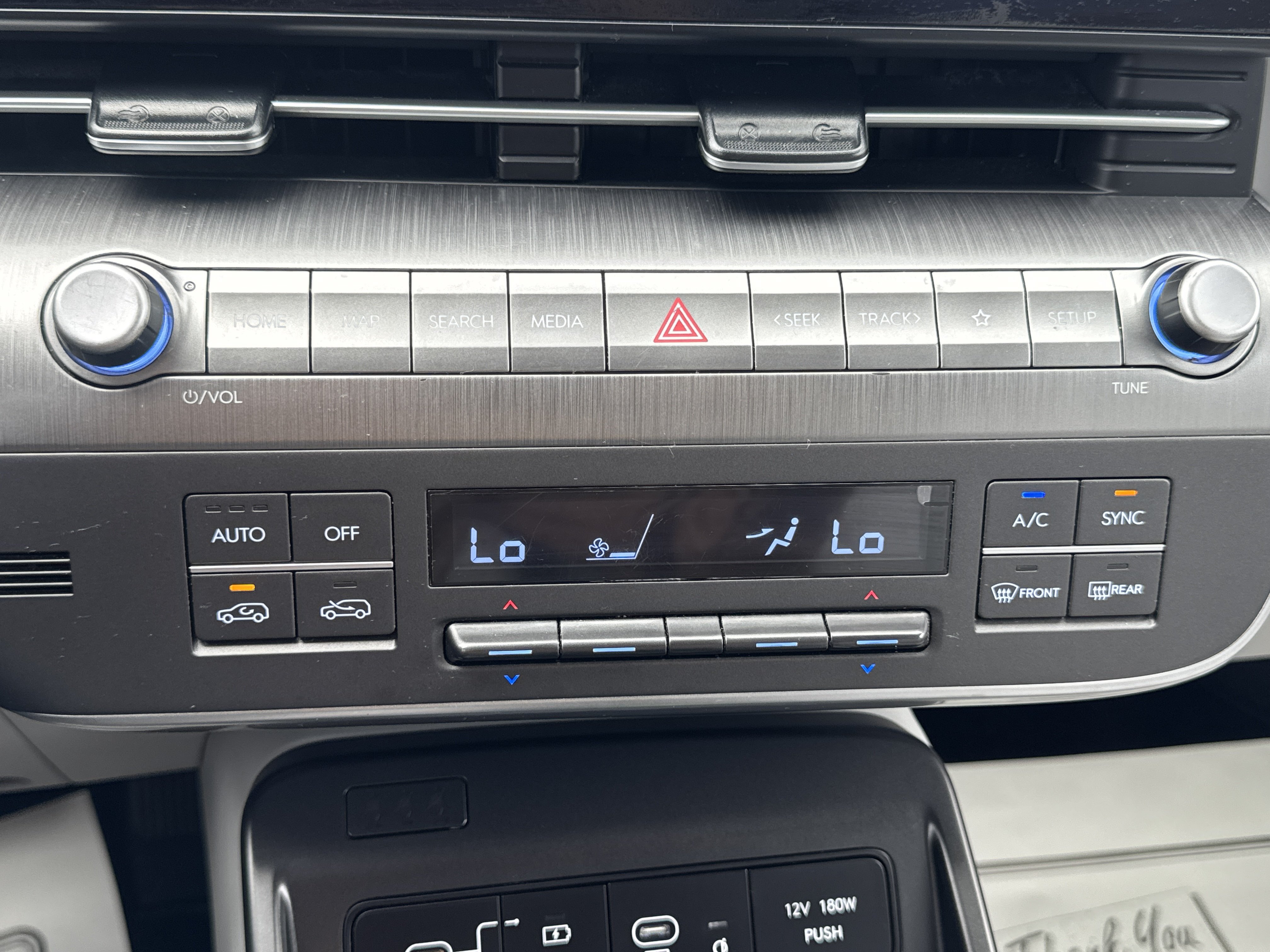 Used 2024 Hyundai Kona SEL w/ Convenience Package FWD image 25