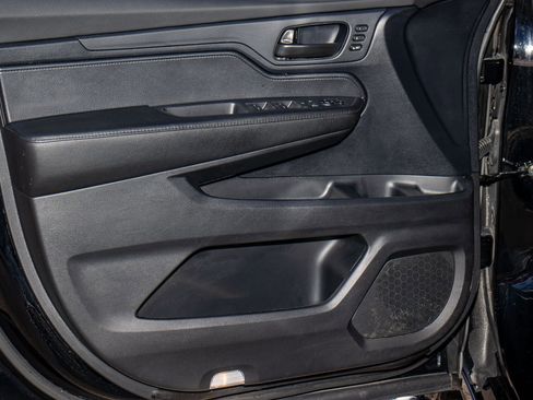 Certified 2024 Honda Odyssey Sport image 11