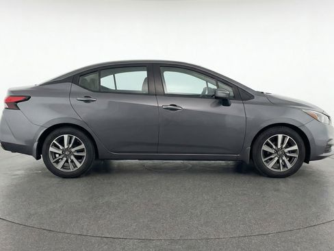 Used 2025 Nissan Versa SV FWD image 11
