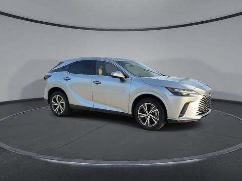 Used 2025 Lexus RX 350 FWD w/ Technology Package image 2