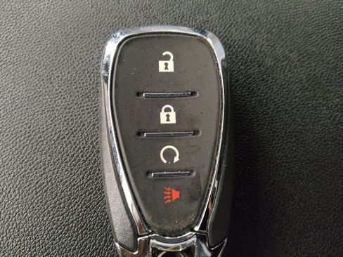 Used 2024 Chevrolet Equinox LS w/ Driver Confidence II Package FWD image 32