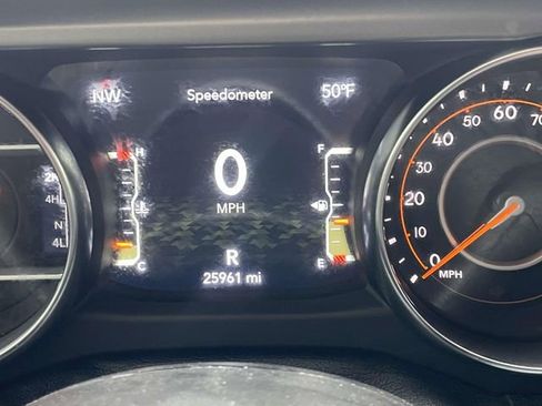 Used 2021 Jeep Gladiator Sport AWD/4WD image 26