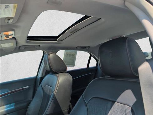 Used 2010 Lincoln MKZ FWD image 14