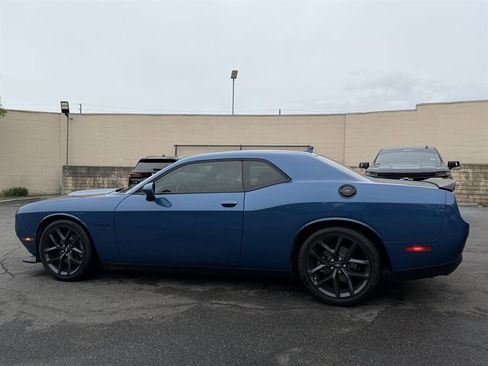 Used 2021 Dodge Challenger R/T w/ Blacktop Package image 15