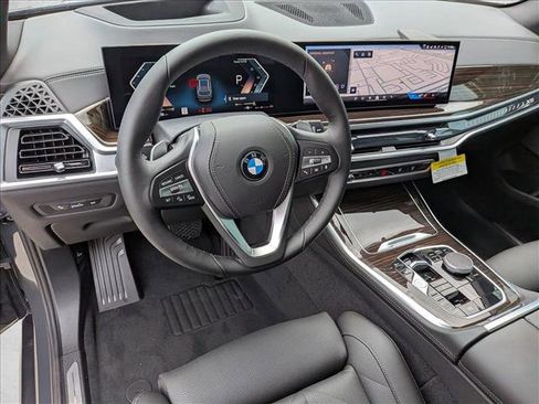 New 2026 BMW X5 sDrive40i RWD image 3