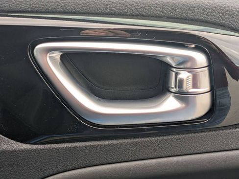 New 2026 Jeep Compass Latitude AWD/4WD image 34