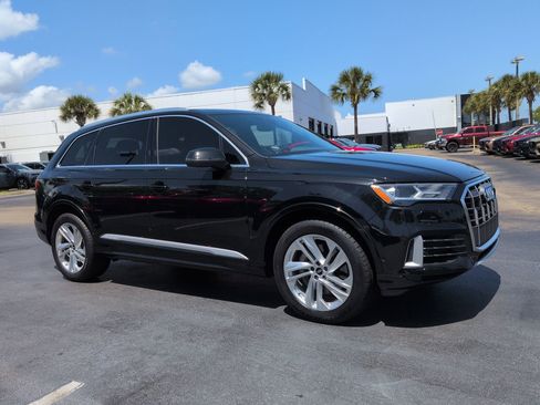 Used 2022 Audi Q7 Premium Plus AWD/4WD image 2