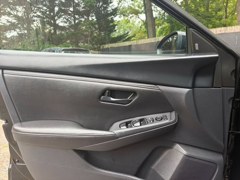 Used 2025 Nissan Sentra S FWD image 18